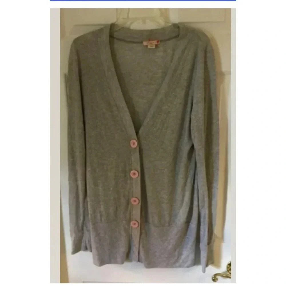 Women LUX URBAN OUTFITTERS Gray Ribbed Long Button down Cardigan Sz Small? EUC